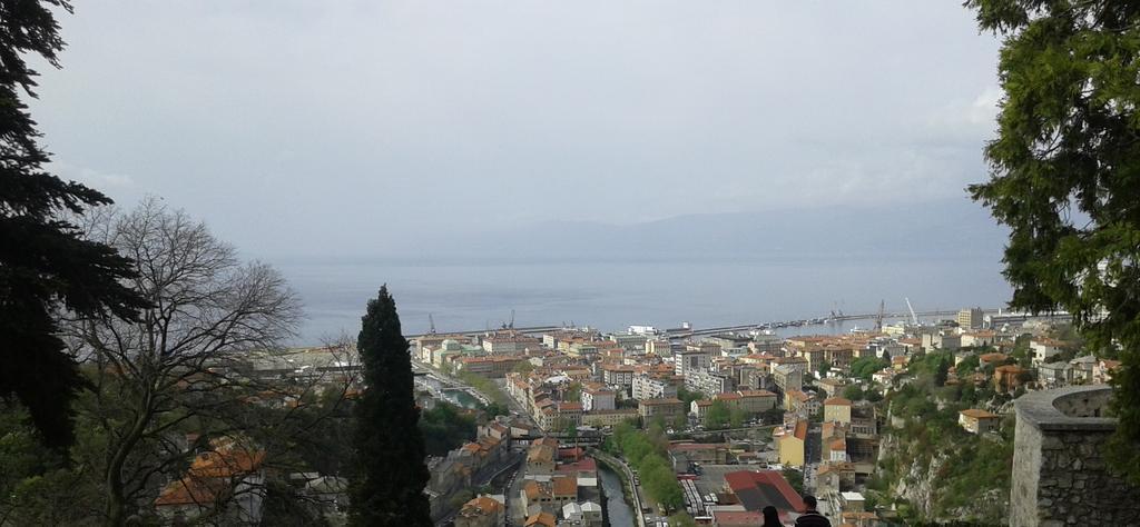 Apartment Skyscraper Maro Rijeka Zewnętrze zdjęcie